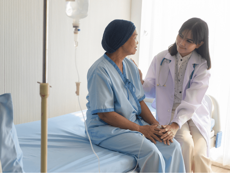 Những điều cần lưu ý khi hăm sóc bệnh nhân ung thư giai đoạn cuối